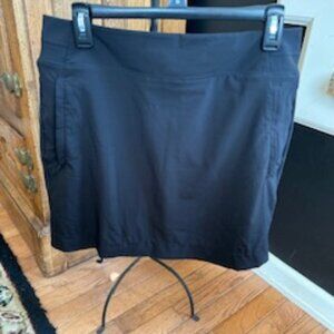Athleta Brooklyn 16" black skort size 12